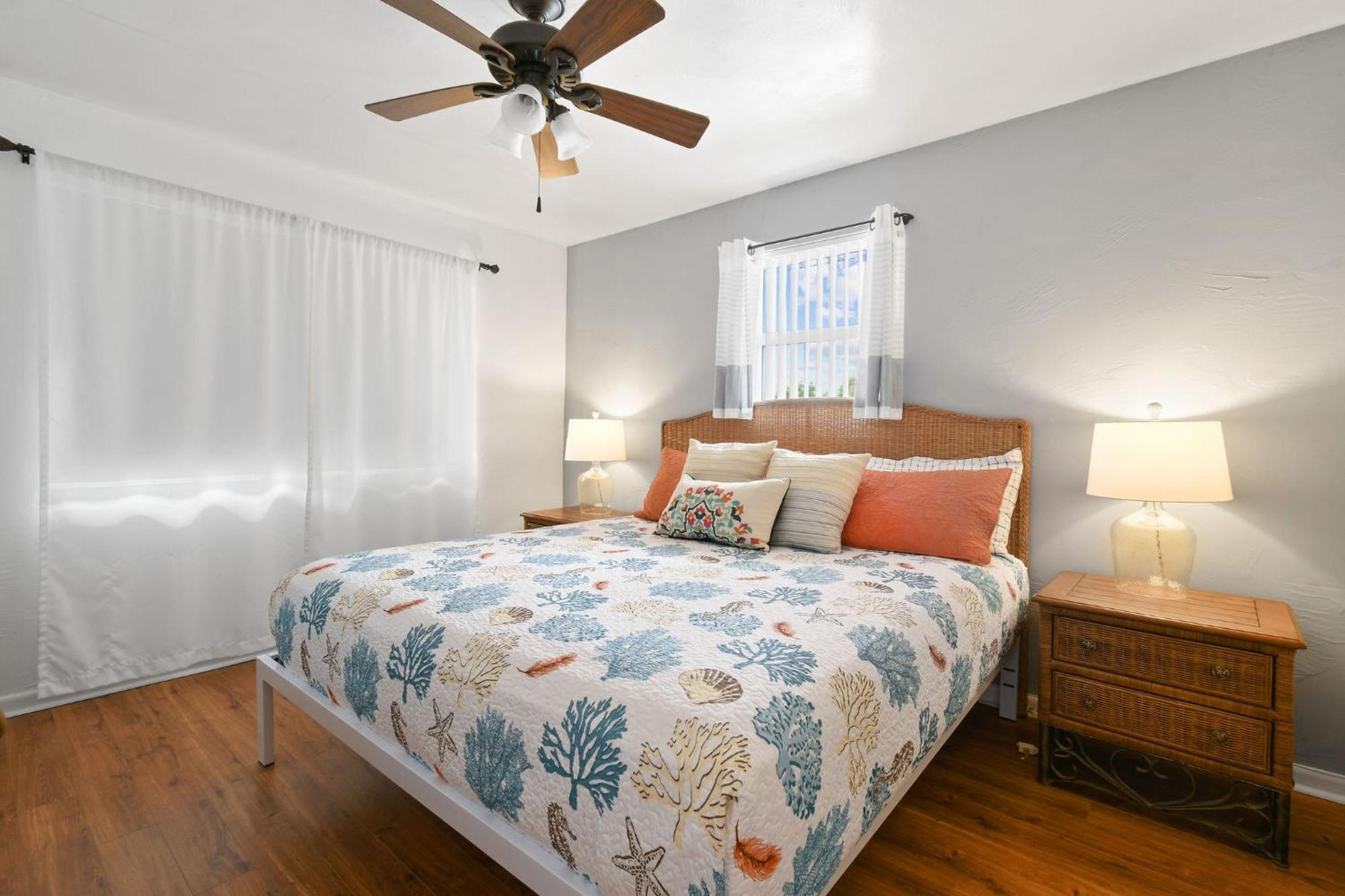 פאלם ביץ' שורס Sunshine Shores Boutique Apartments מראה חיצוני תמונה