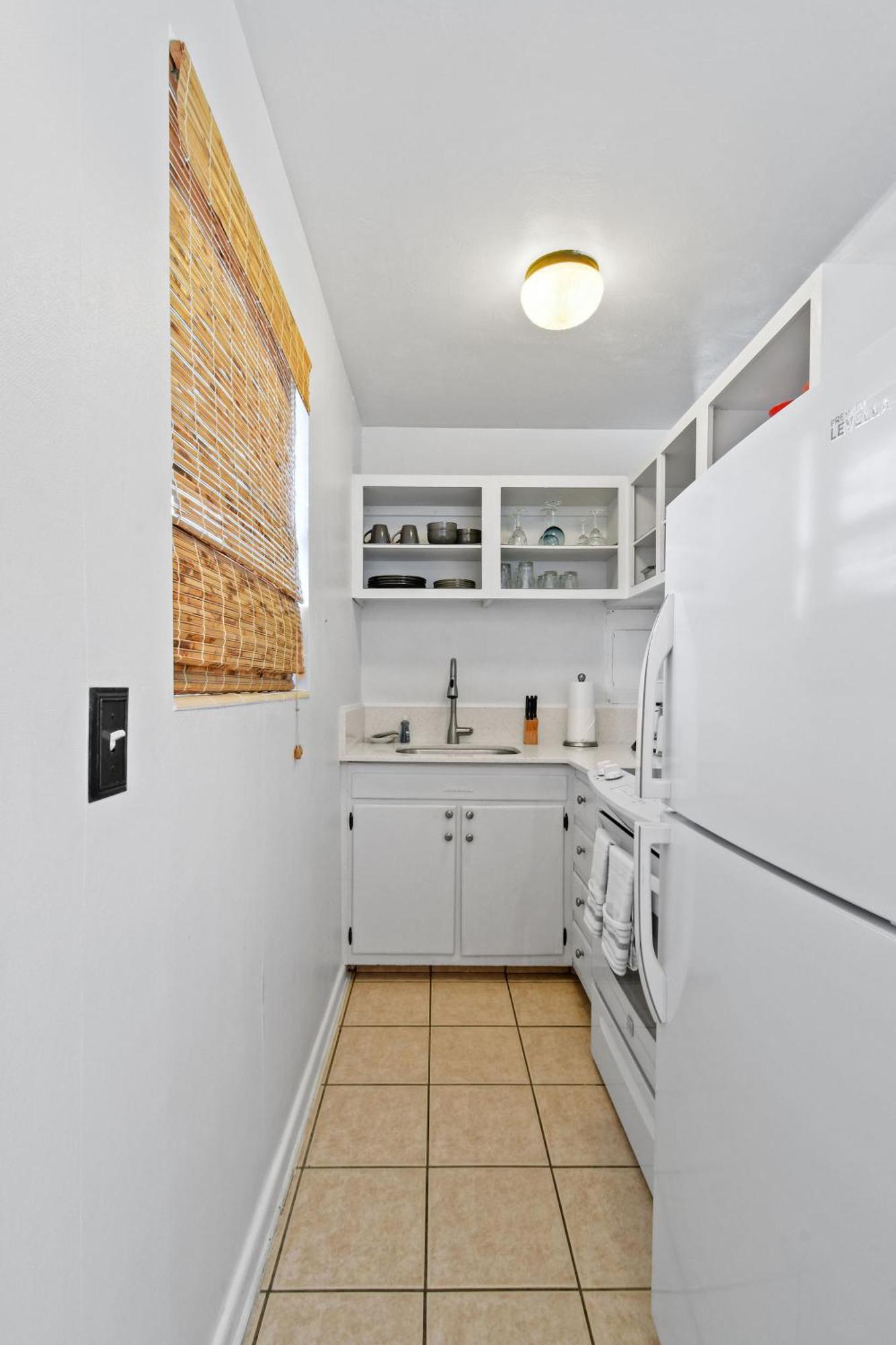 פאלם ביץ' שורס Sunshine Shores Boutique Apartments מראה חיצוני תמונה