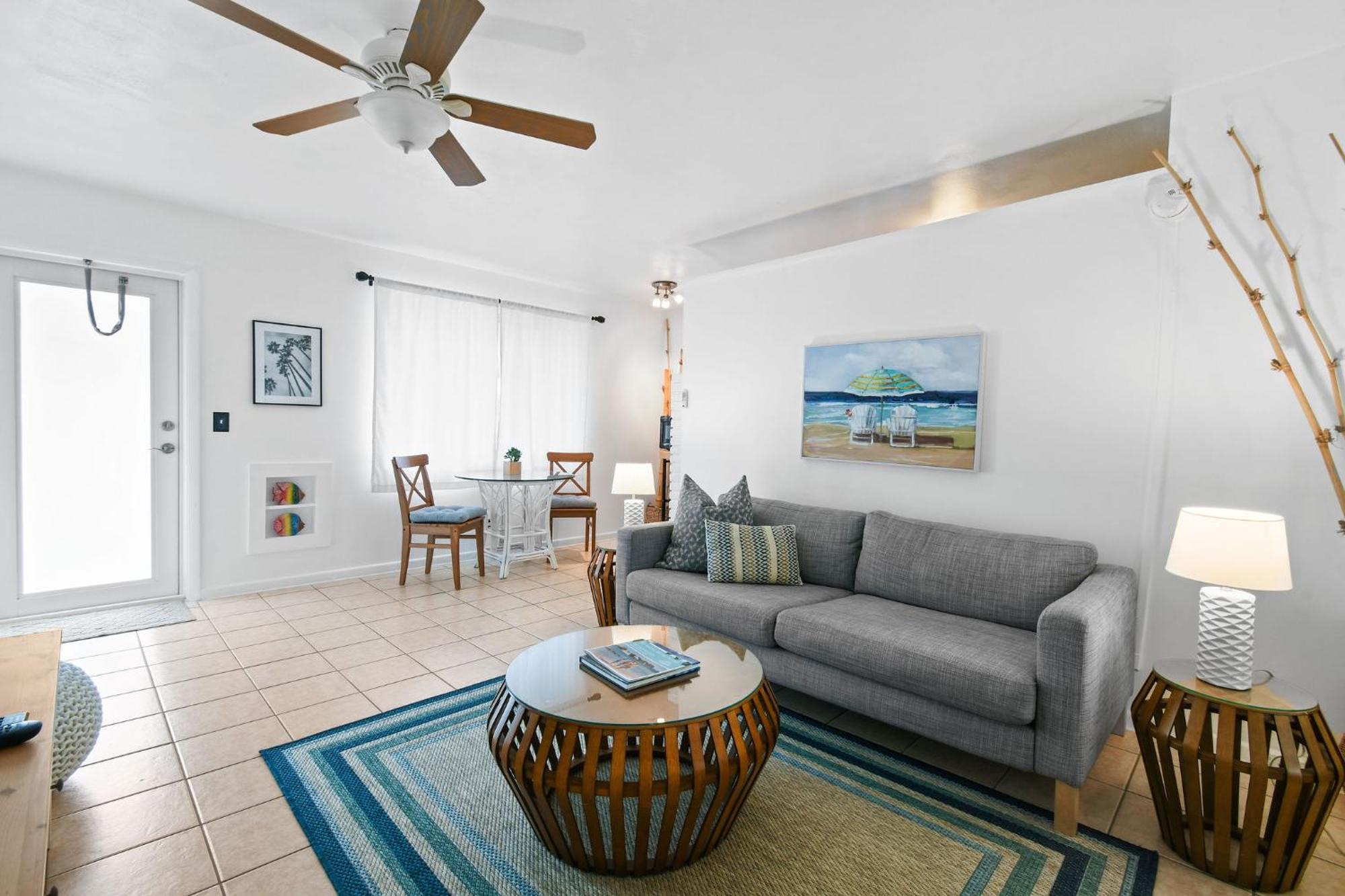 פאלם ביץ' שורס Sunshine Shores Boutique Apartments מראה חיצוני תמונה
