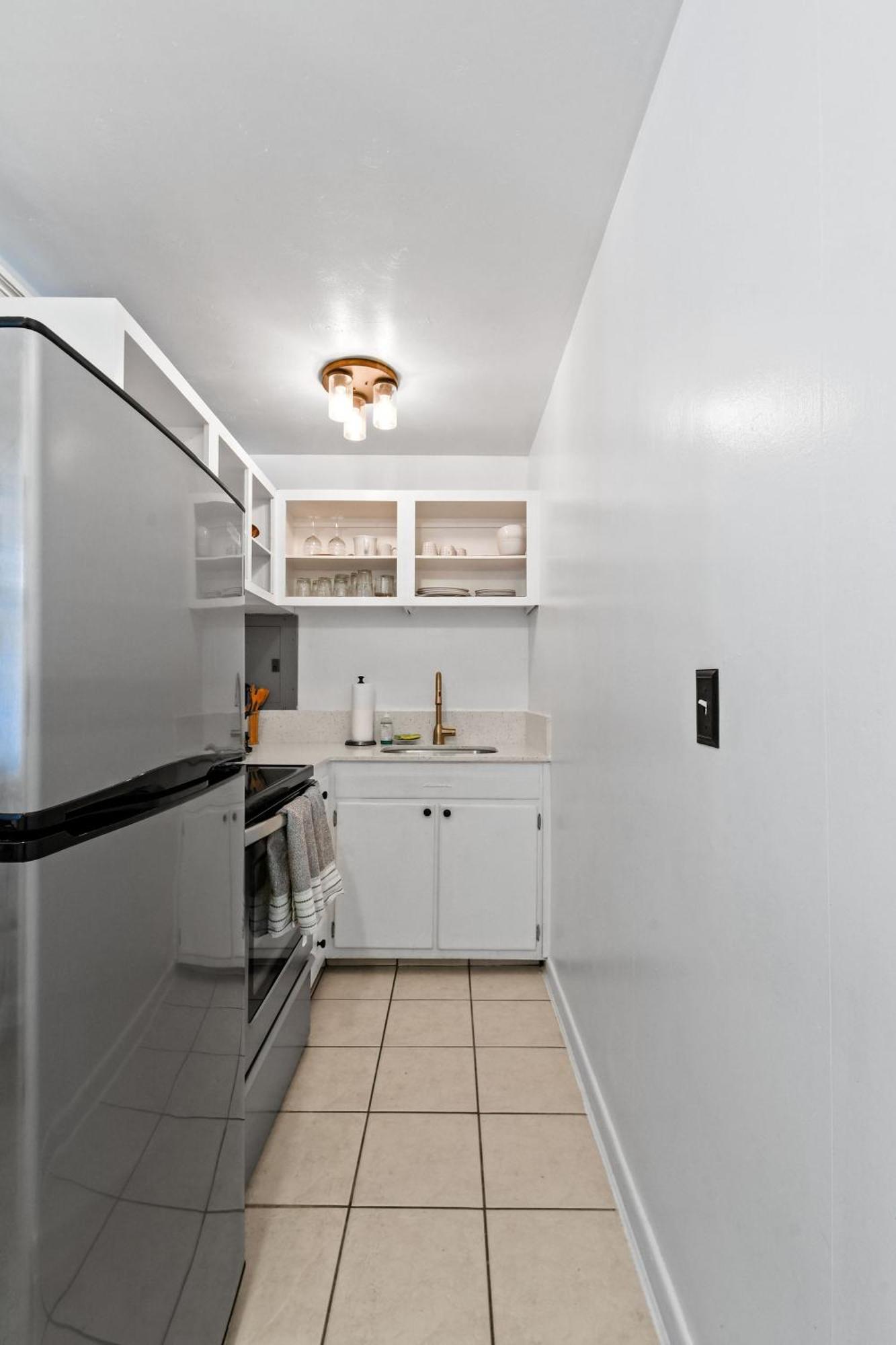 פאלם ביץ' שורס Sunshine Shores Boutique Apartments מראה חיצוני תמונה